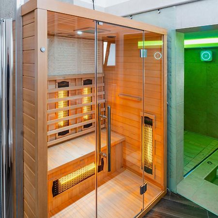 Luxuite Spa Con Piscina E Jacuzzi Alberobello Ngoại thất bức ảnh