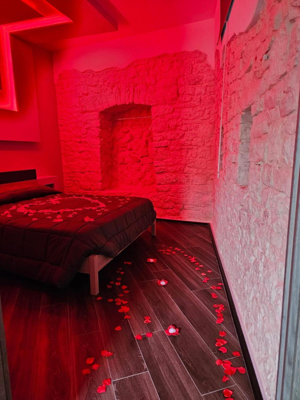 Luxuite Spa Con Piscina E Jacuzzi Alberobello Ngoại thất bức ảnh