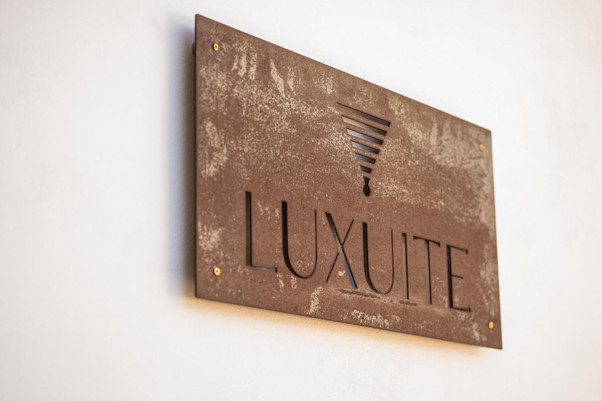 Luxuite Spa Con Piscina E Jacuzzi Alberobello Ngoại thất bức ảnh